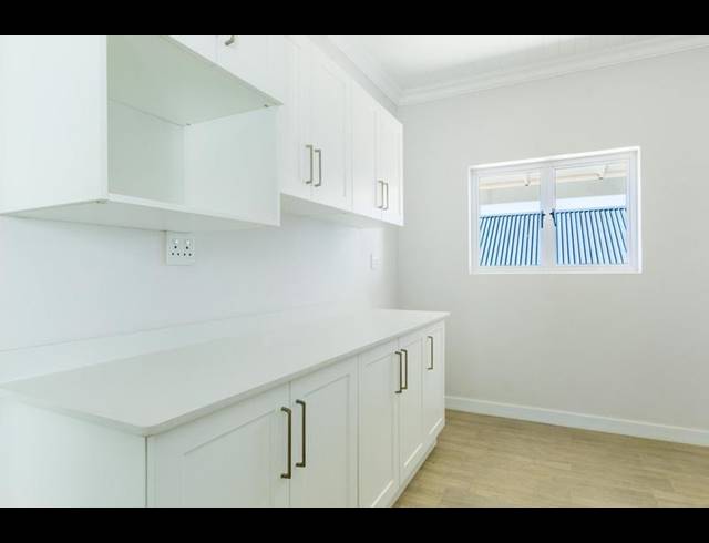 3 BEDROOM TOWNHOUSE FOR SALE IN GREENDALE